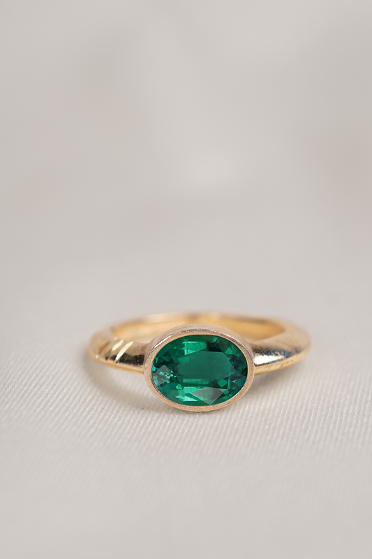 River Ring Emerald