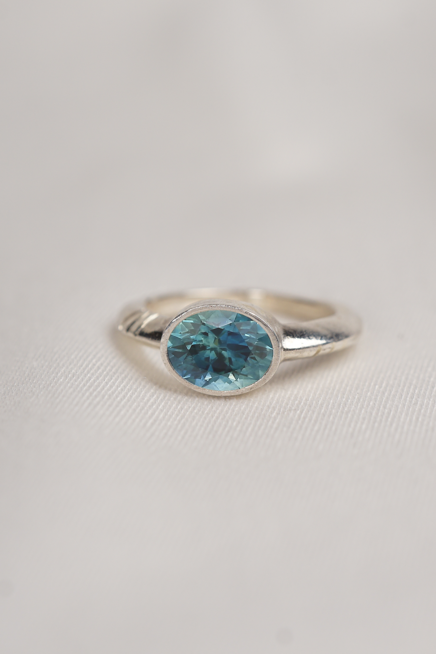 River Ring Sapphire